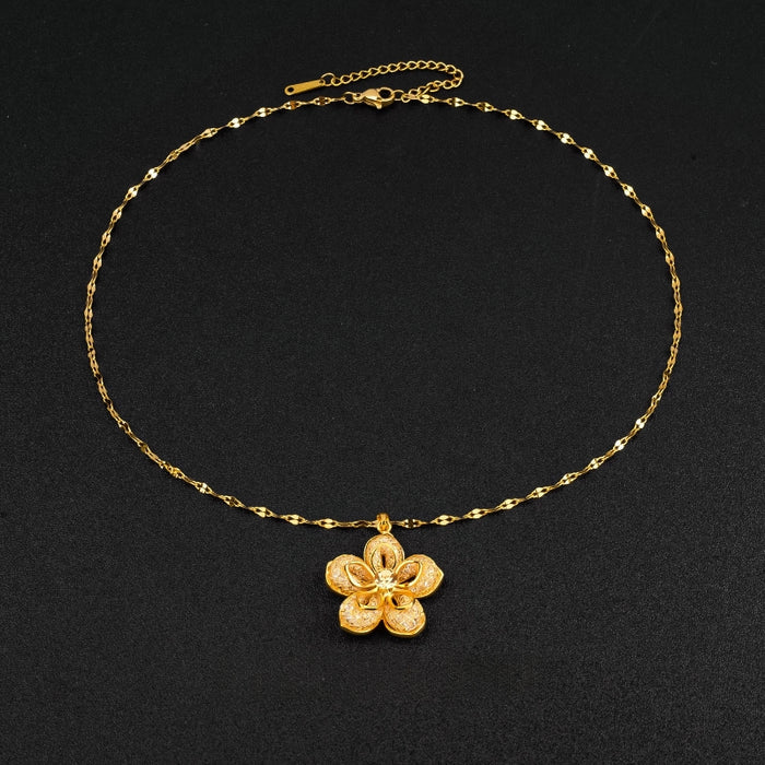 18K Gold-Plated Flower Pendant Necklace